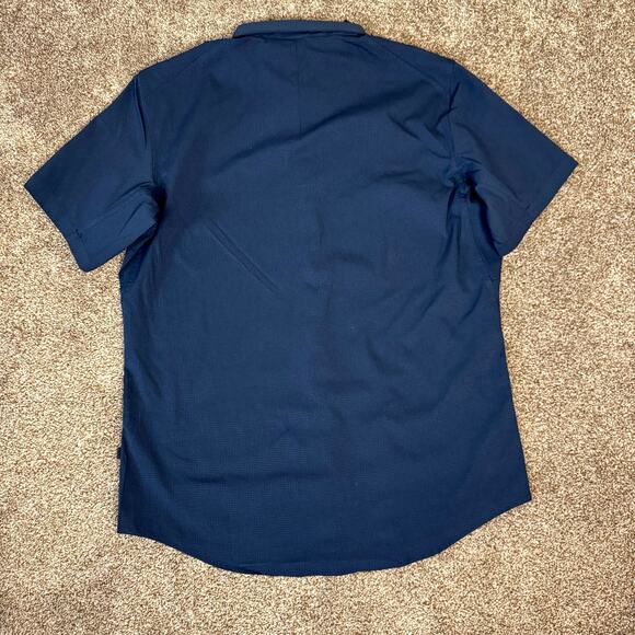 Lululemon NWT Mens Size Large Airing Easy Short Sleeve Button Up Shirt True Navy - Picture 3 of 9